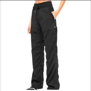 Lululemon Dance Studio Pants lined pockets logo black size 4R Straight leg